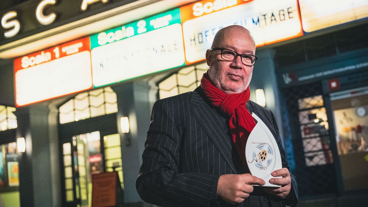 Der Hans-Vogt-Filmpreis 2021 geht an Asteris Kutulas.
