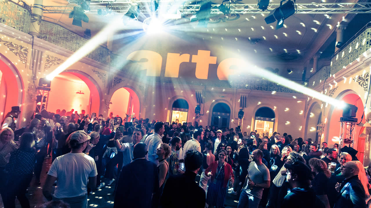 Finally celebrate together again: Arte-festival party HoF 2022